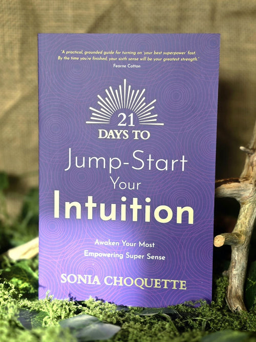 21 Days to Jump-Start Your Intuition - Awaken Your Most Empowering Super Sense. Englannin kielinen kirja.