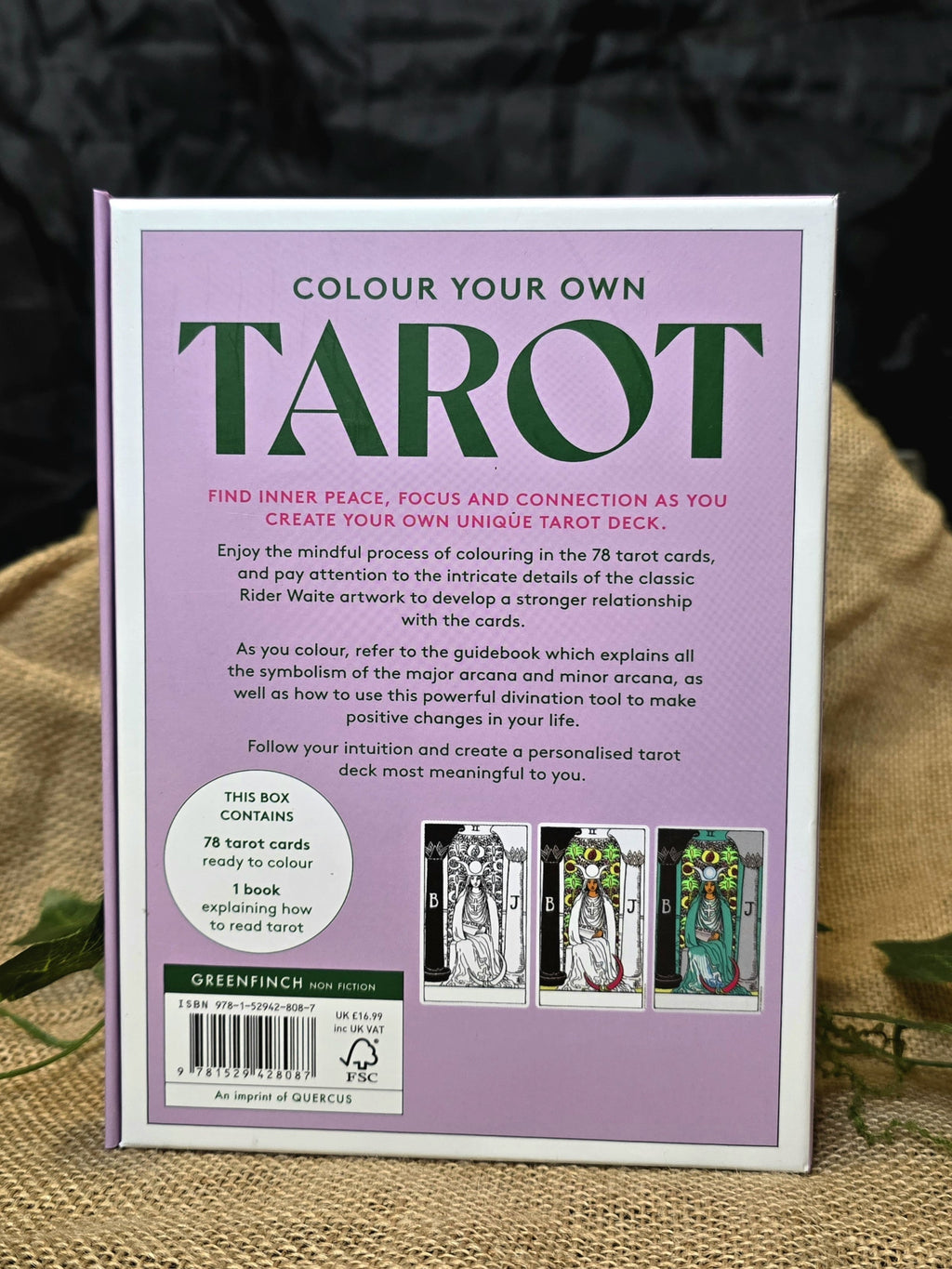 Color Your Own Tarot -tarotkortit