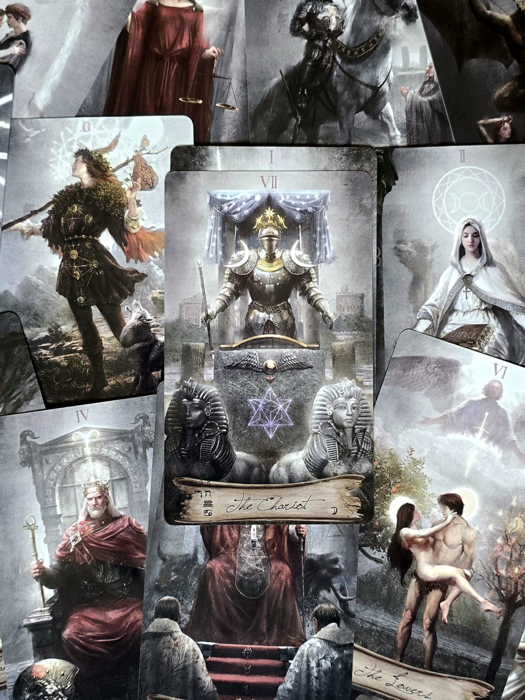 Heaven & Earth Tarot- tarotkortit