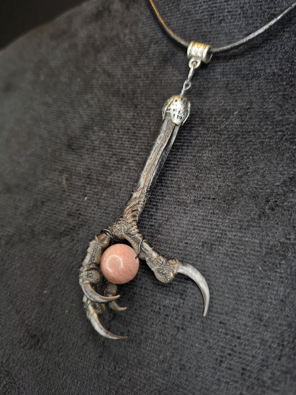 Korpin Aarre kaulakoru