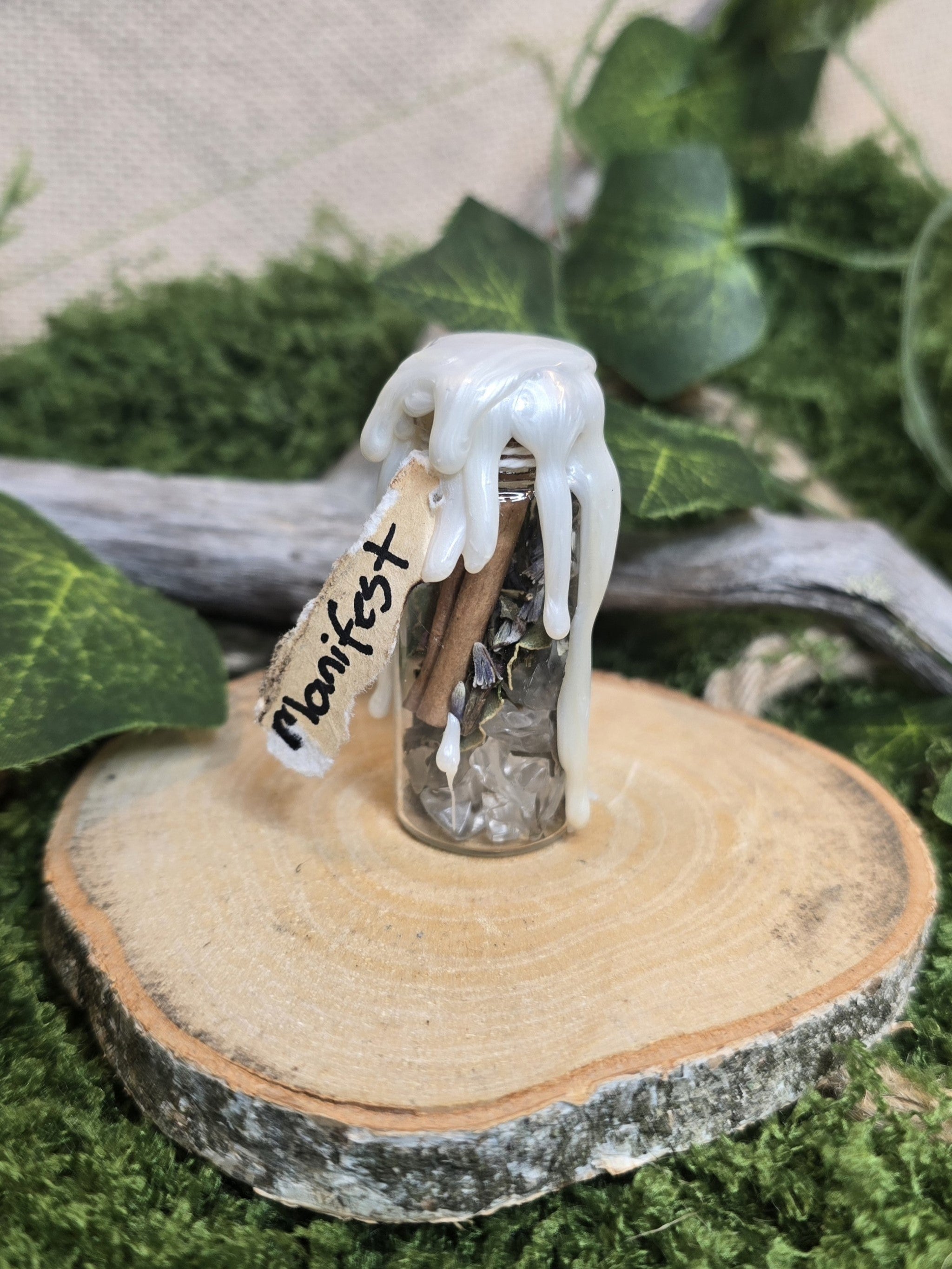 Loitsupullo manifestointiin.