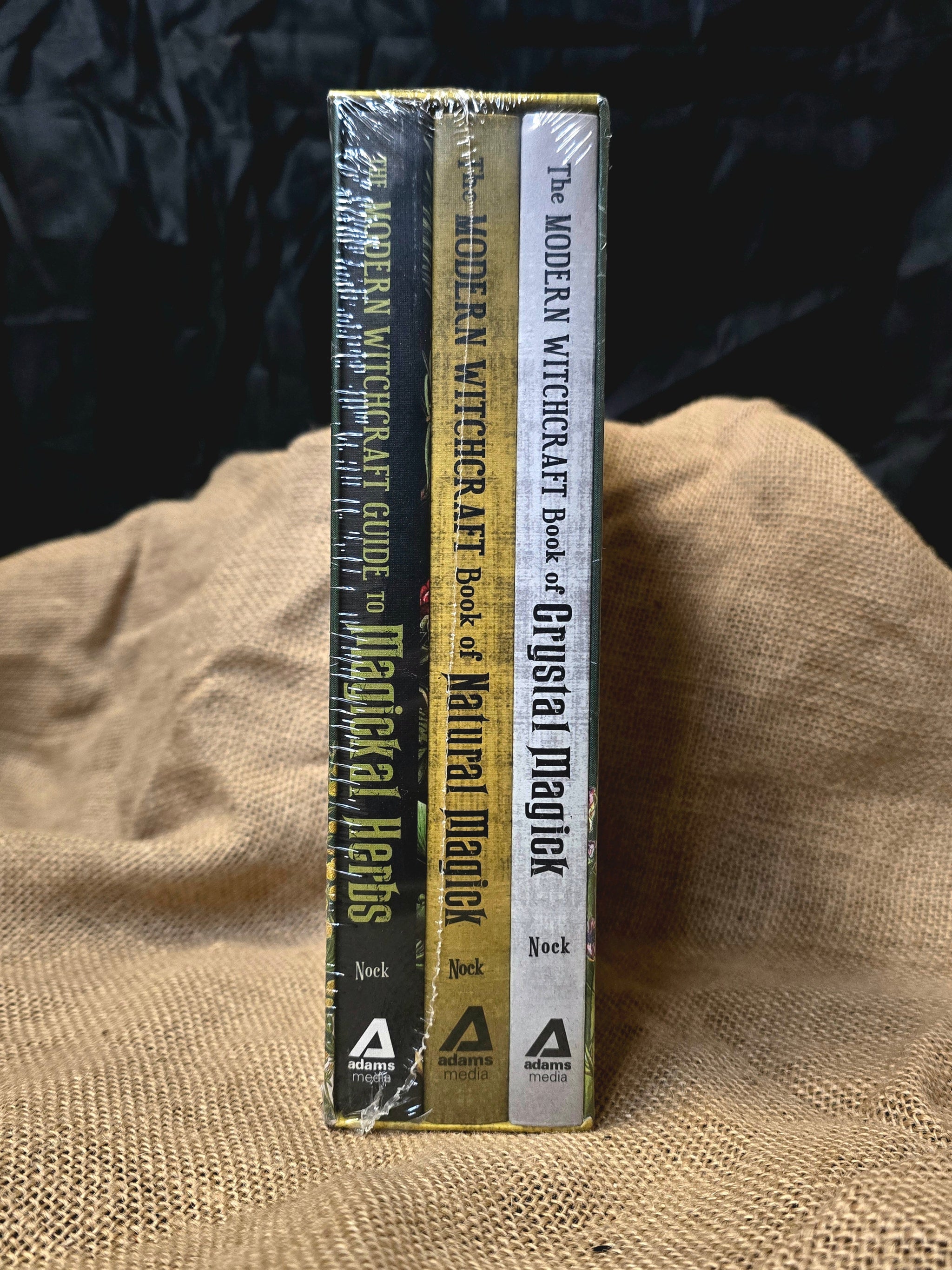 The Modern Witchcraft Natural Magick -setti