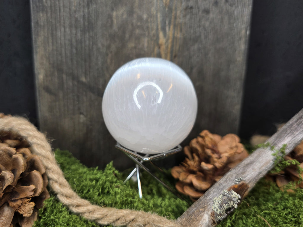 Seleniittipallo 5 cm