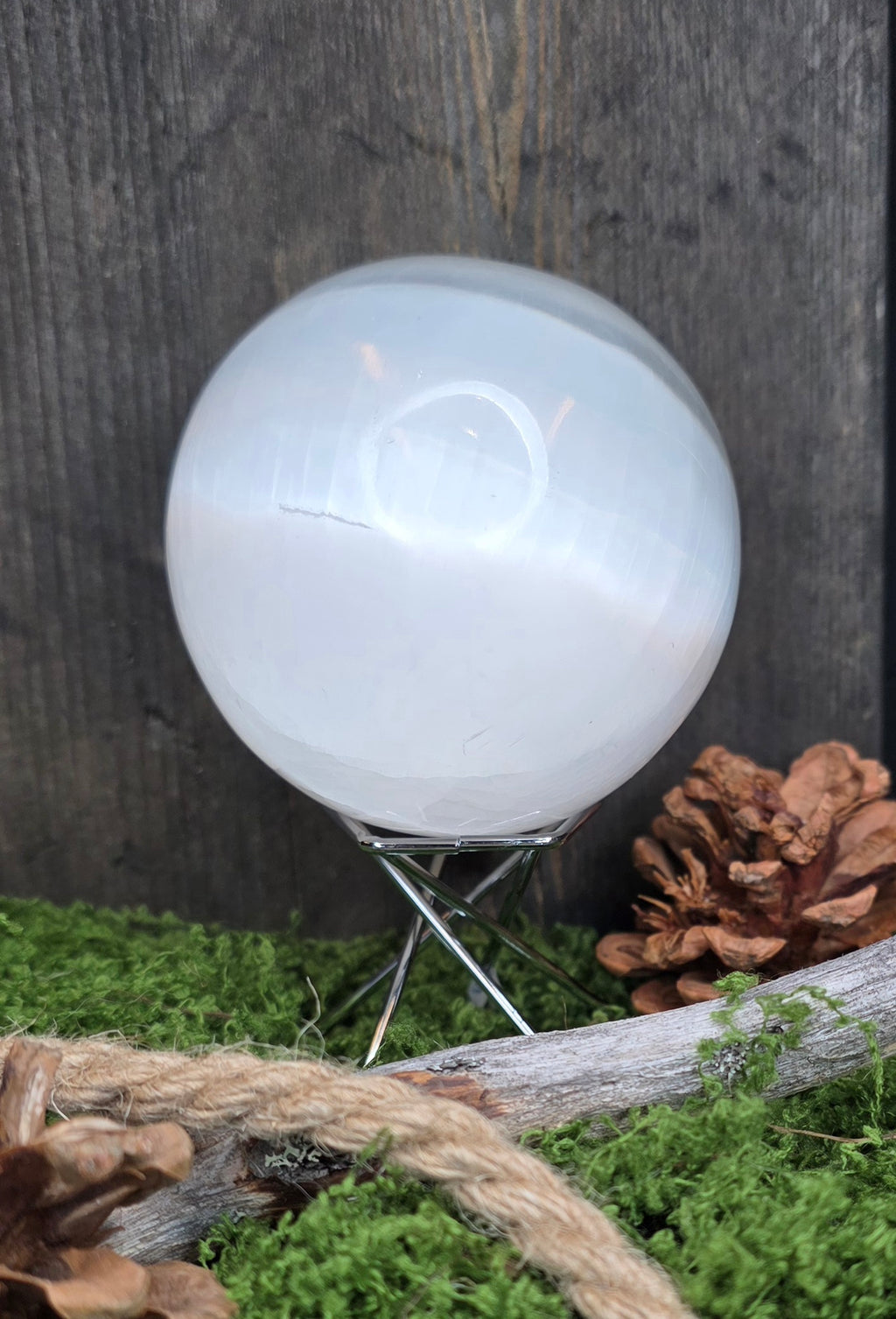 Seleniittipallo 7 cm