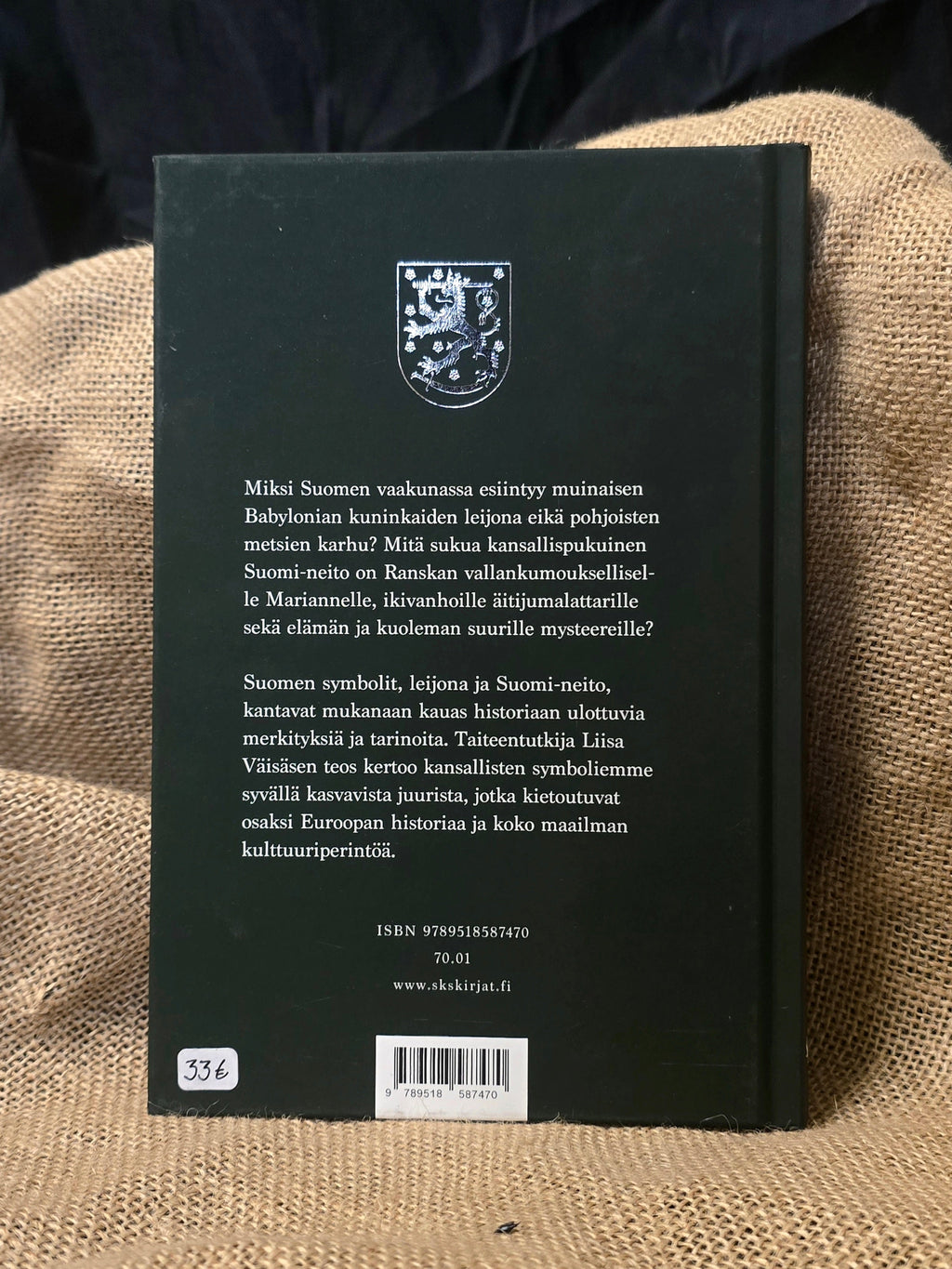 Suomi-Neito ja Leijona