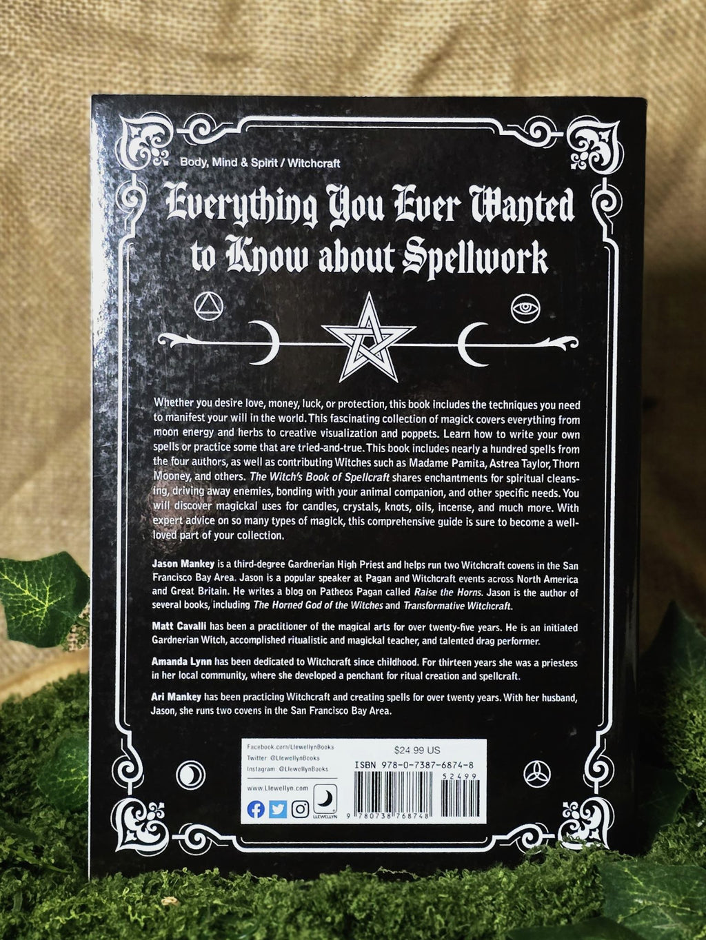 The Witch's Book of Spellcraft