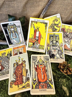 A.E. Waite Tarot - tarotkortit (suomeksi) - Inked Mystiqs