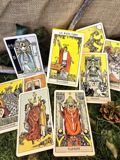 A.E. Waite Tarot -tarotkortit & Tarot Portti Sisimpään -opaskirja