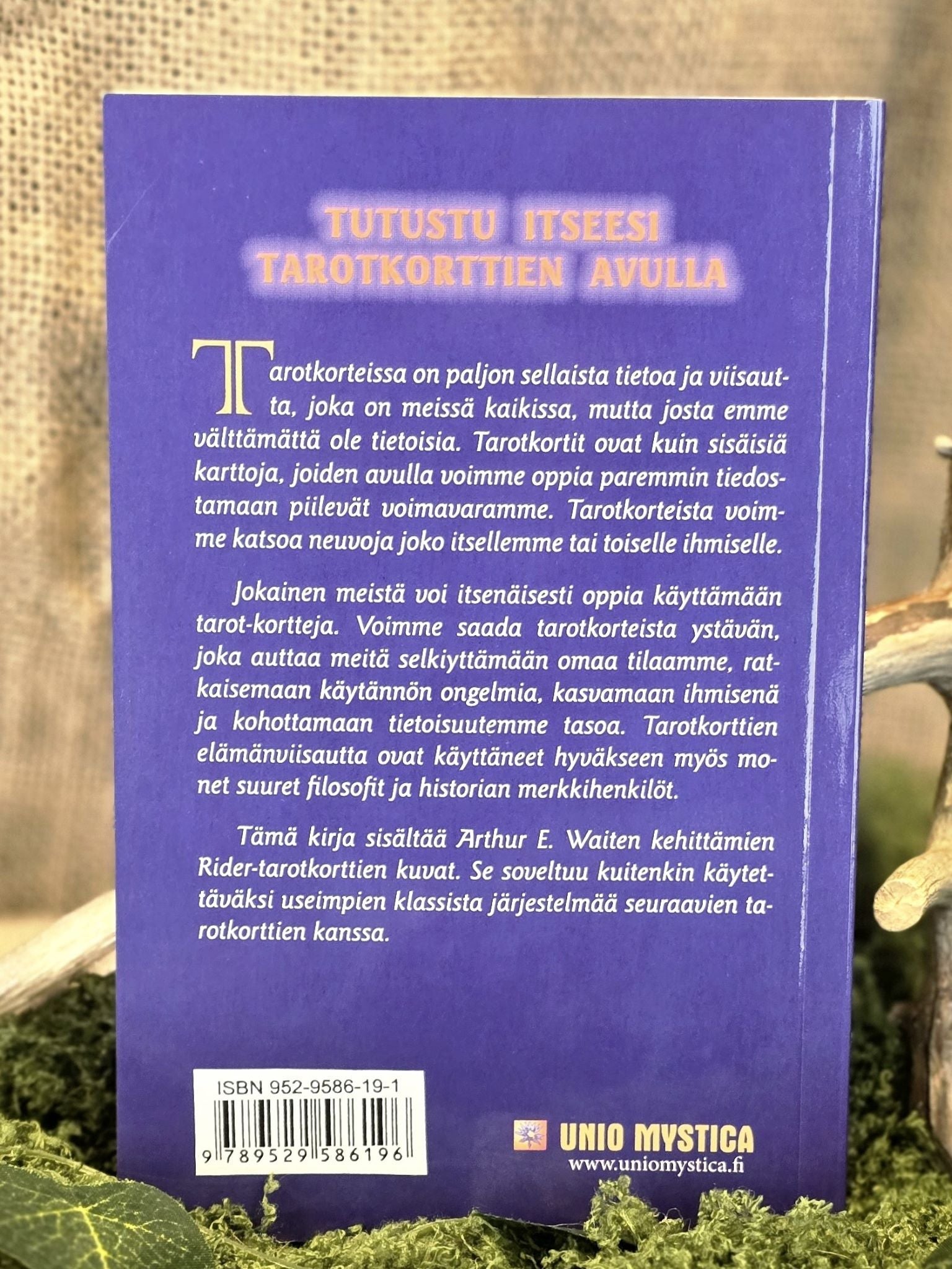 A.E. Waite Tarot -tarotkortit & Tarot Portti Sisimpään -opaskirja