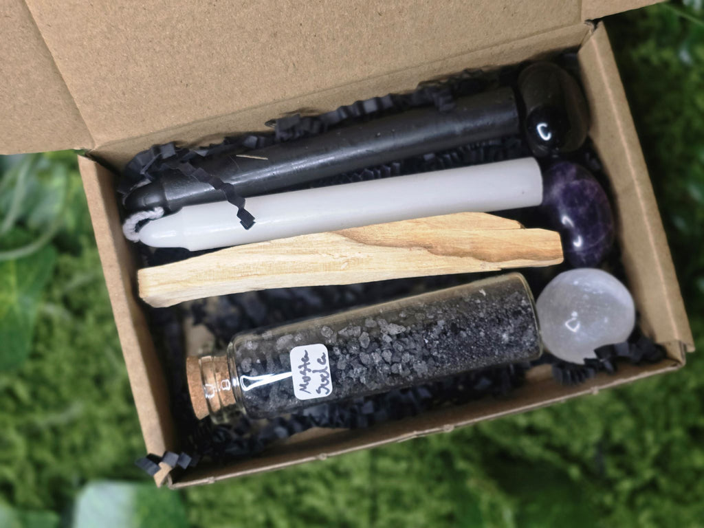 Witches starter box - Aloittelevan noidan setti.