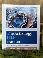 Astrology Bible - The definitive guide to the zodiac. Englannin kielinen kirja