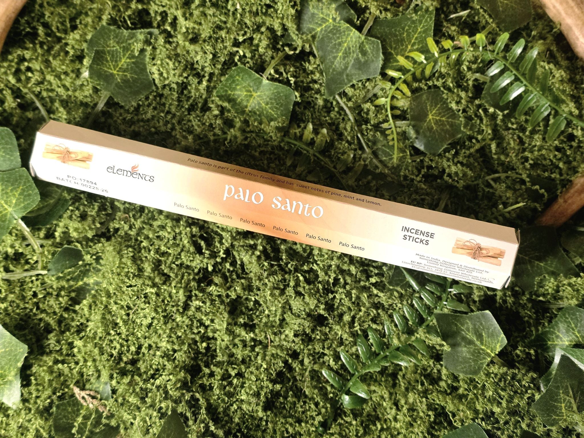 Palo Santo suitsuketikut
