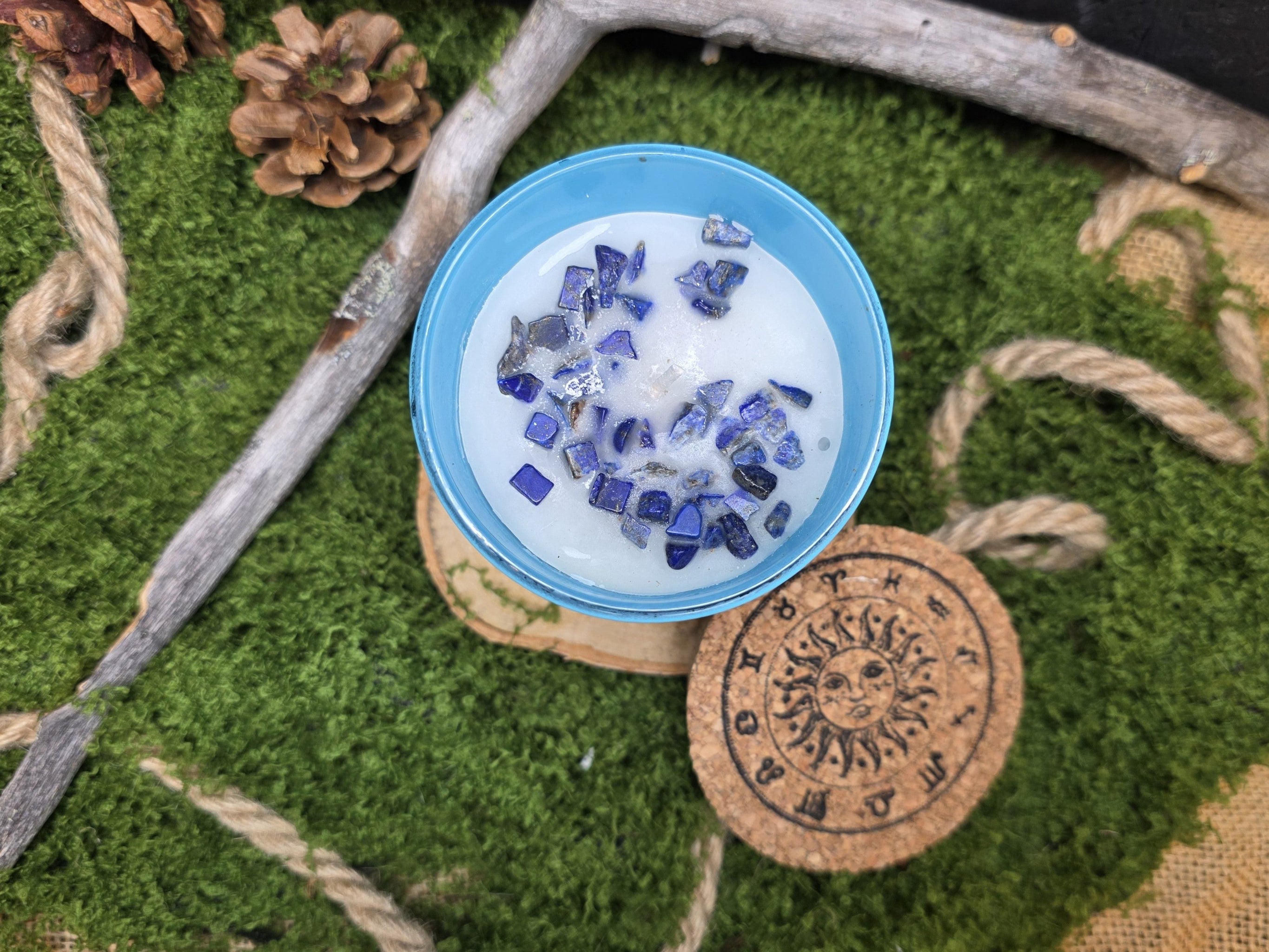 Tuoksuvat Horoskooppikynttilät kristalleilla, 12 erilaista