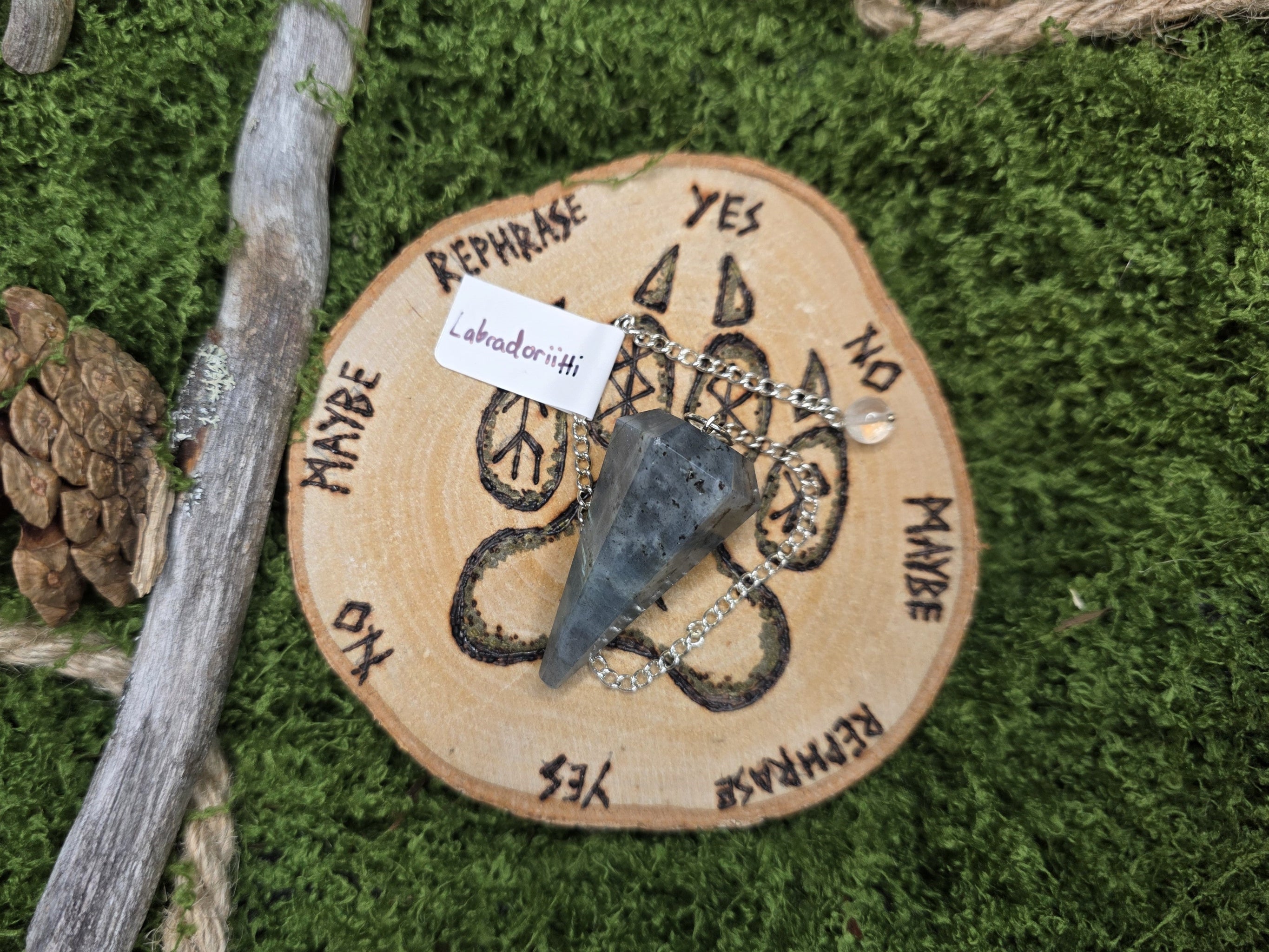 Labradoriitti Heiluri