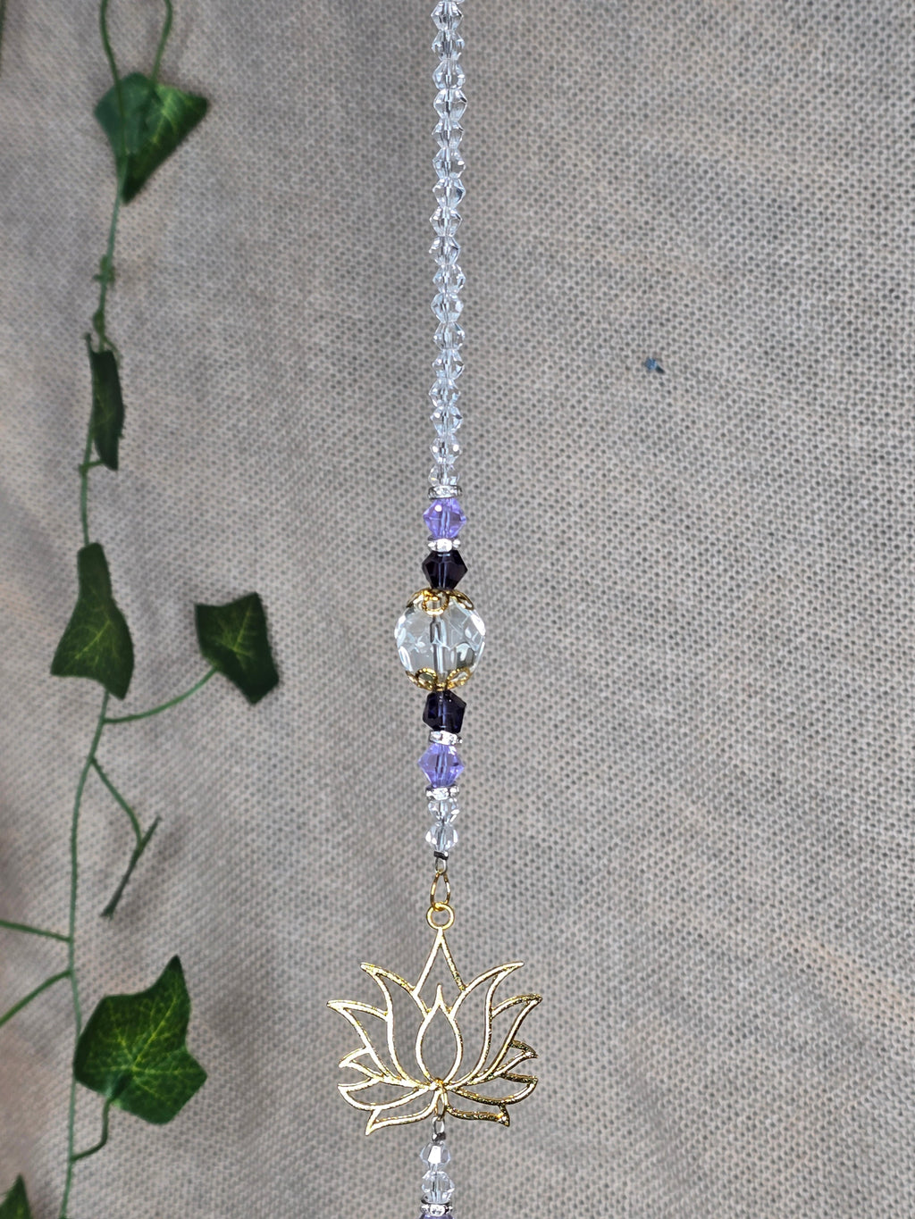 Kaunis kristalli aurinkosieppari.