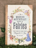 Keiju opas englanniksi. Modern witchcraft guide to fairies.