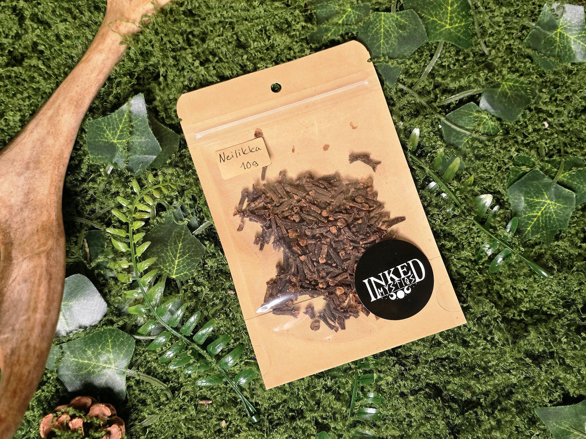 Neilikka 10 g pakkauksessa.