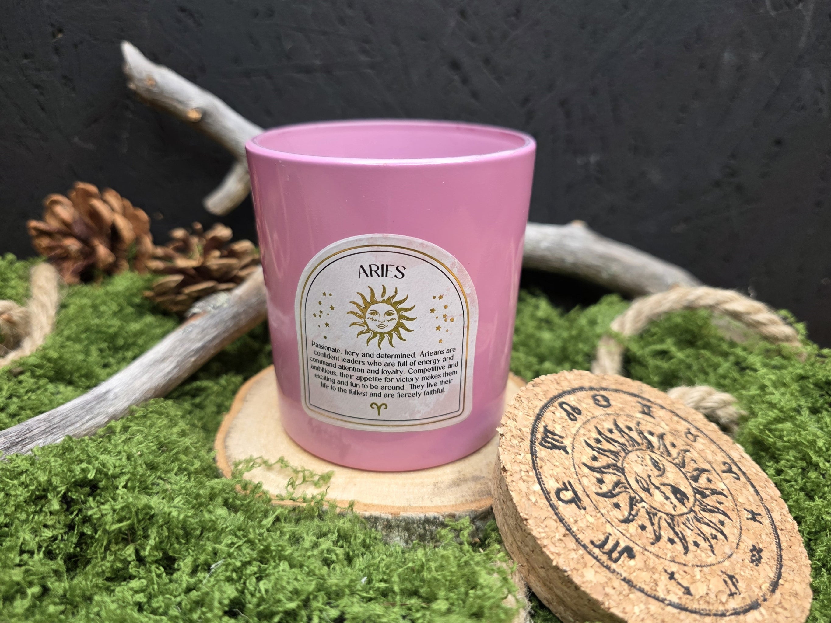 Tuoksuvat Horoskooppikynttilät kristalleilla, 12 erilaista