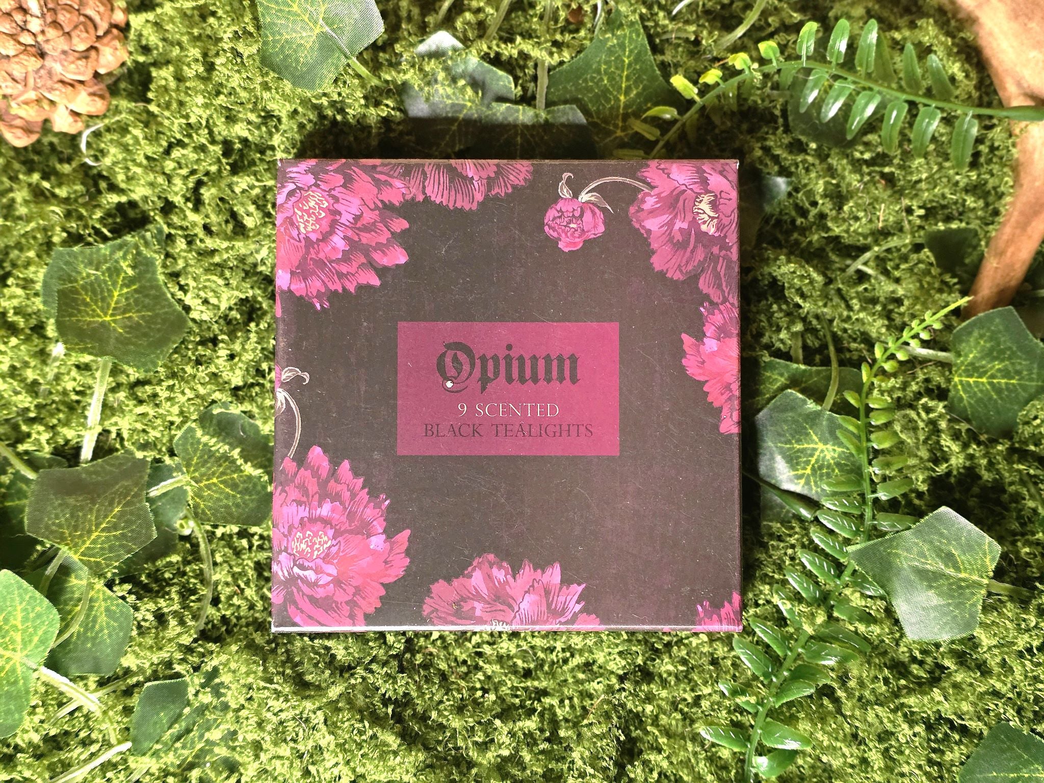 Opium tuikkykynttilät 9 kpl pakkaus.