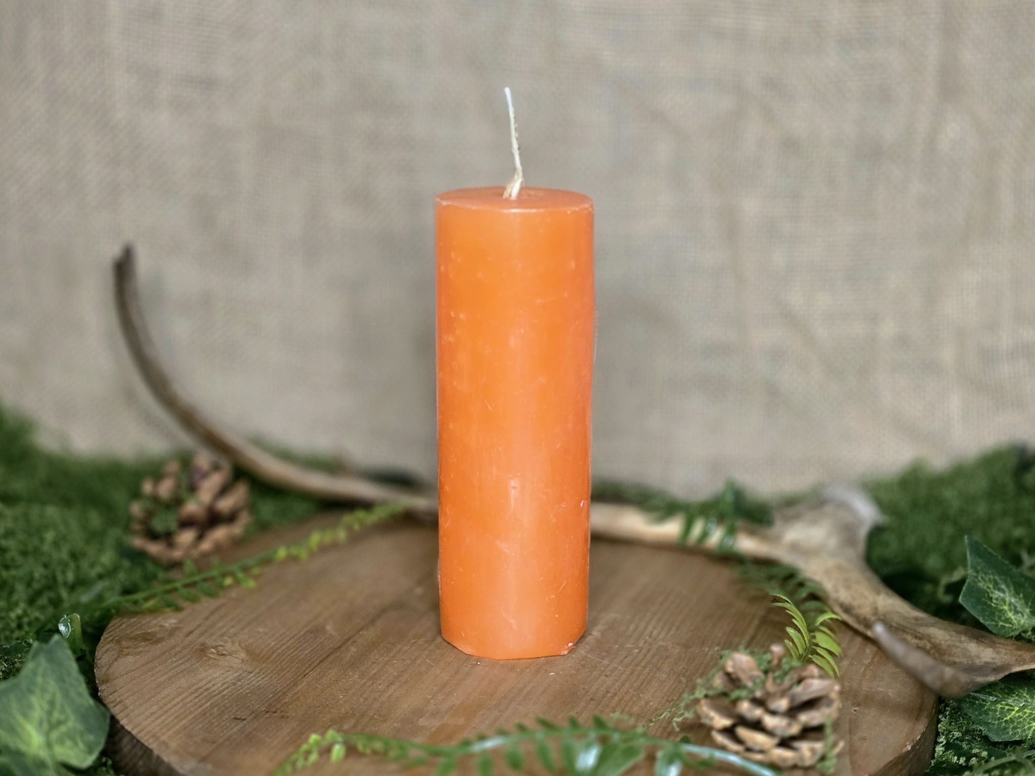 Oranssi pilarikynttilä