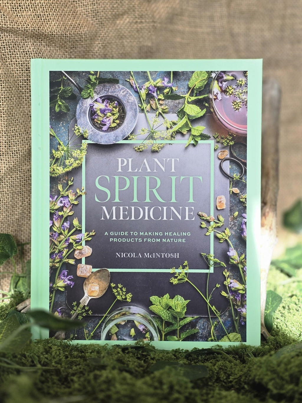 Plant Spirit Medicine kirja Inked Mystiqs