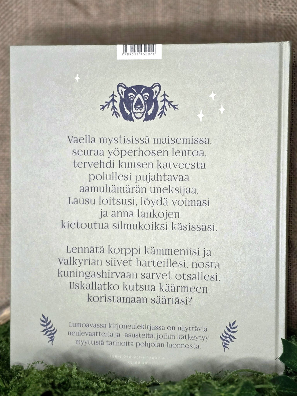 Pohjoisen neulotut loitsut kirja