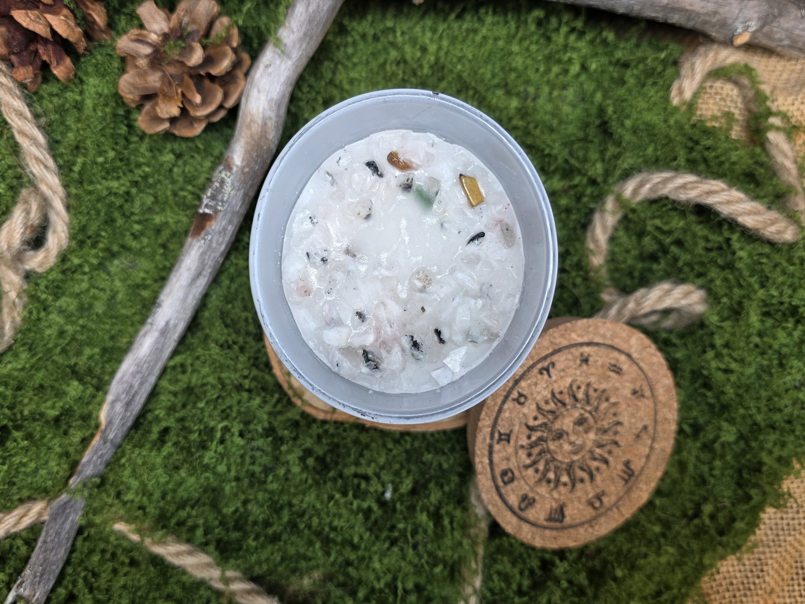 Tuoksuvat Horoskooppikynttilät kristalleilla, 12 erilaista