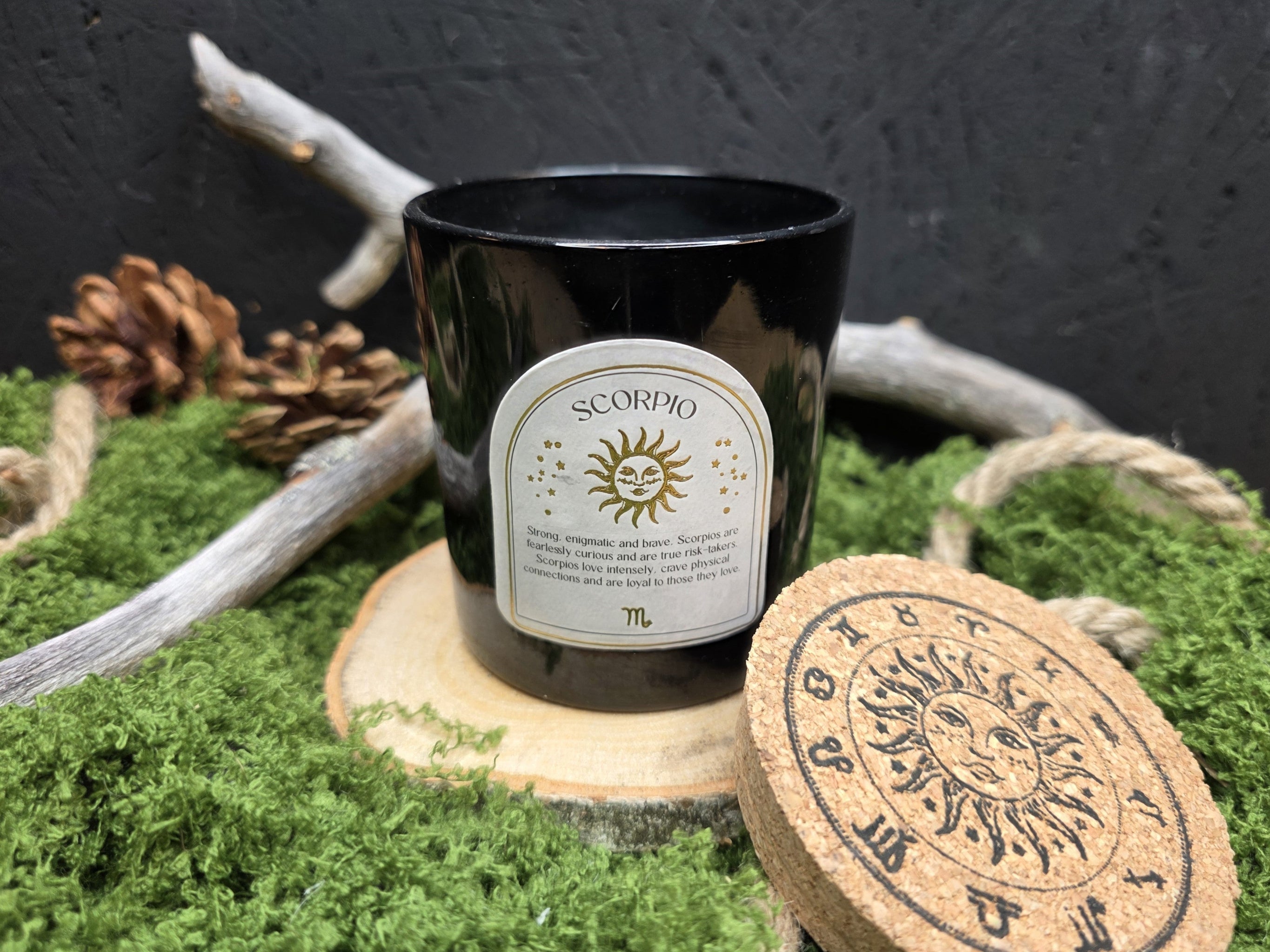 Tuoksuvat Horoskooppikynttilät kristalleilla, 12 erilaista