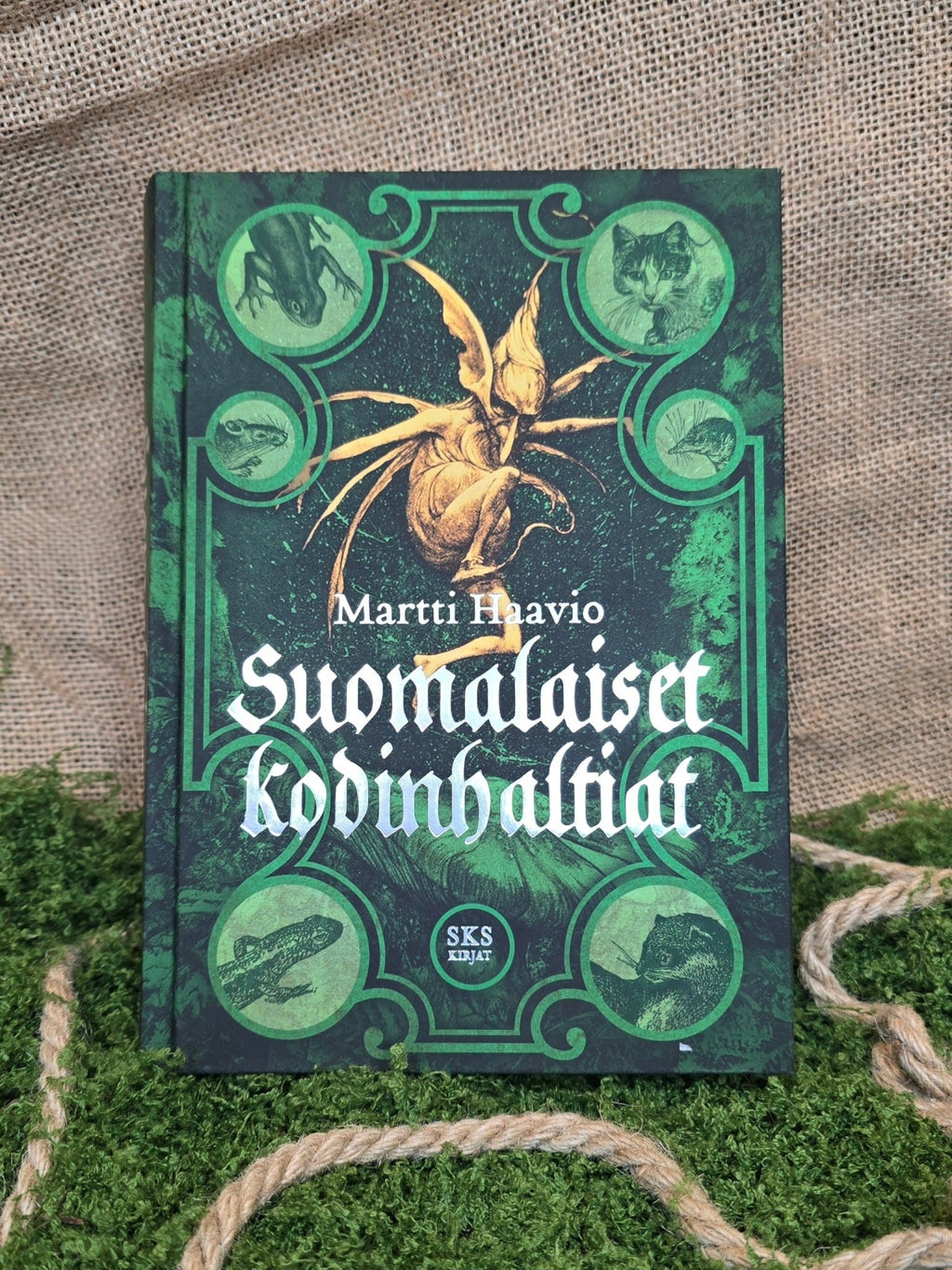 Suomalaiset Kodinhaltiat - Inked Mystiqs