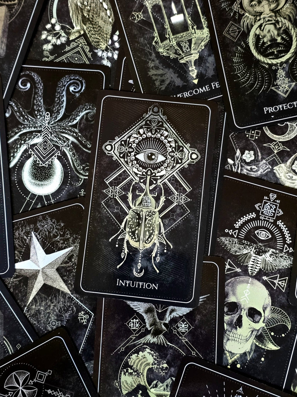 Talisman Oracle - oraakkelikortit - Inked Mystiqs
