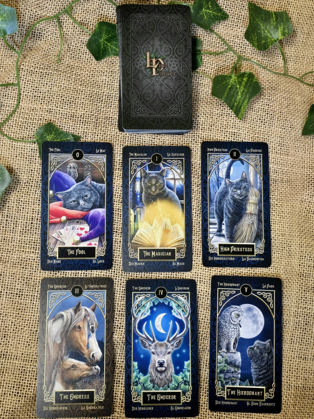 Tarot Familiars - tarotkortit - Inked Mystiqs