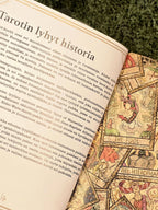 Tarot Löydä kaipaamasi vastaukset - opaskirja & Classic - tarotkortit - Inked Mystiqs