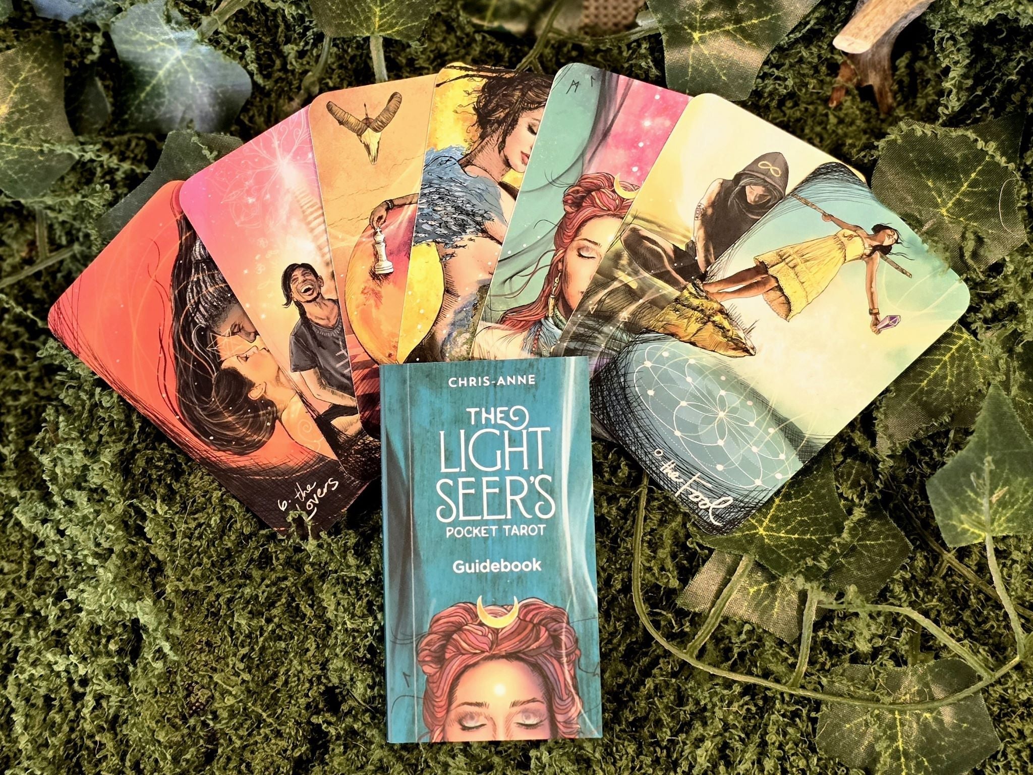The Light Seer's Pocket Tarot - tarotkortit - Inked Mystiqs