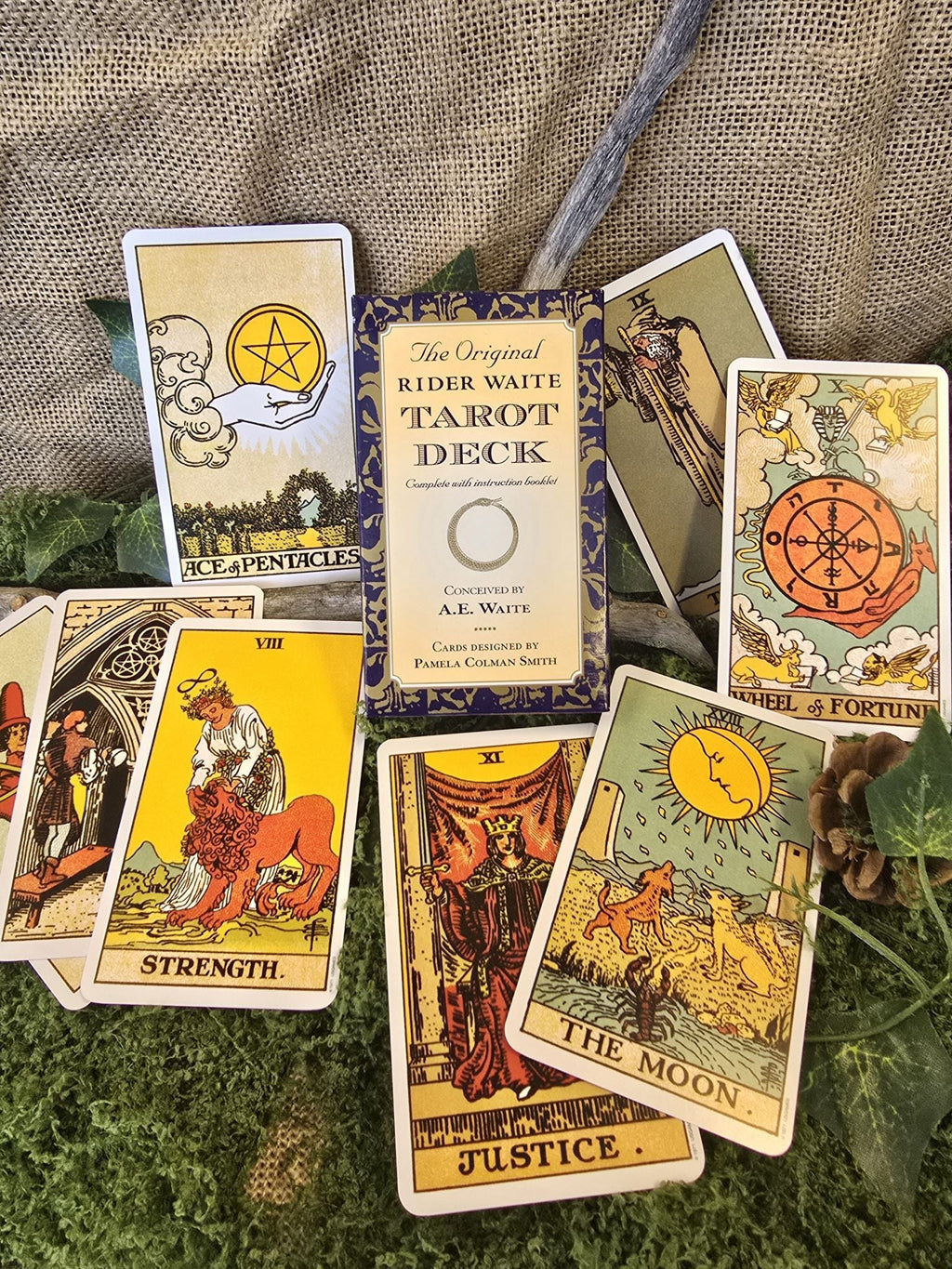 The Original Rider Waite Tarot Deck - tarotkortit - Inked Mystiqs