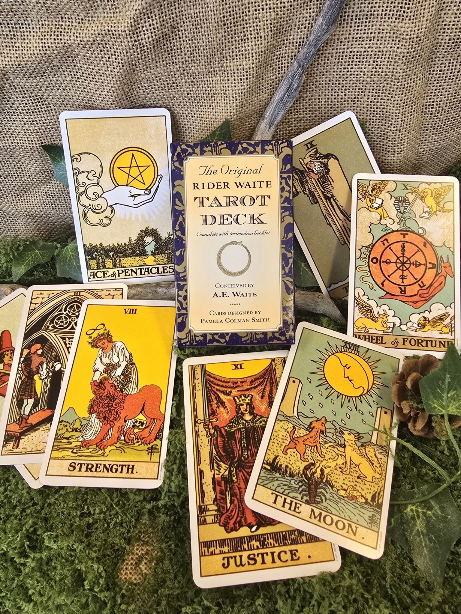 The Original Rider Waite Tarot Deck - tarotkortit - Inked Mystiqs