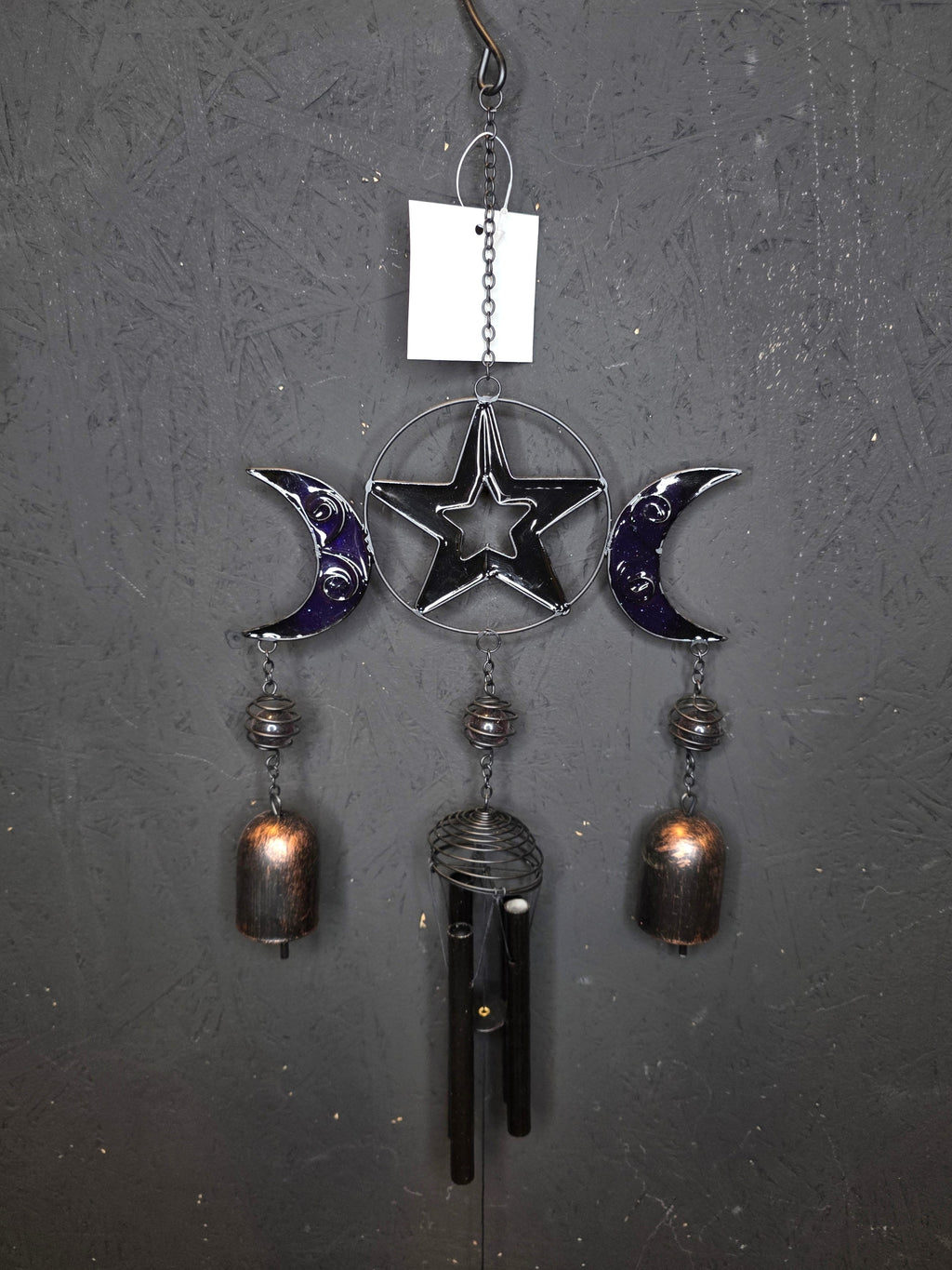 Triple Moon tuulikello