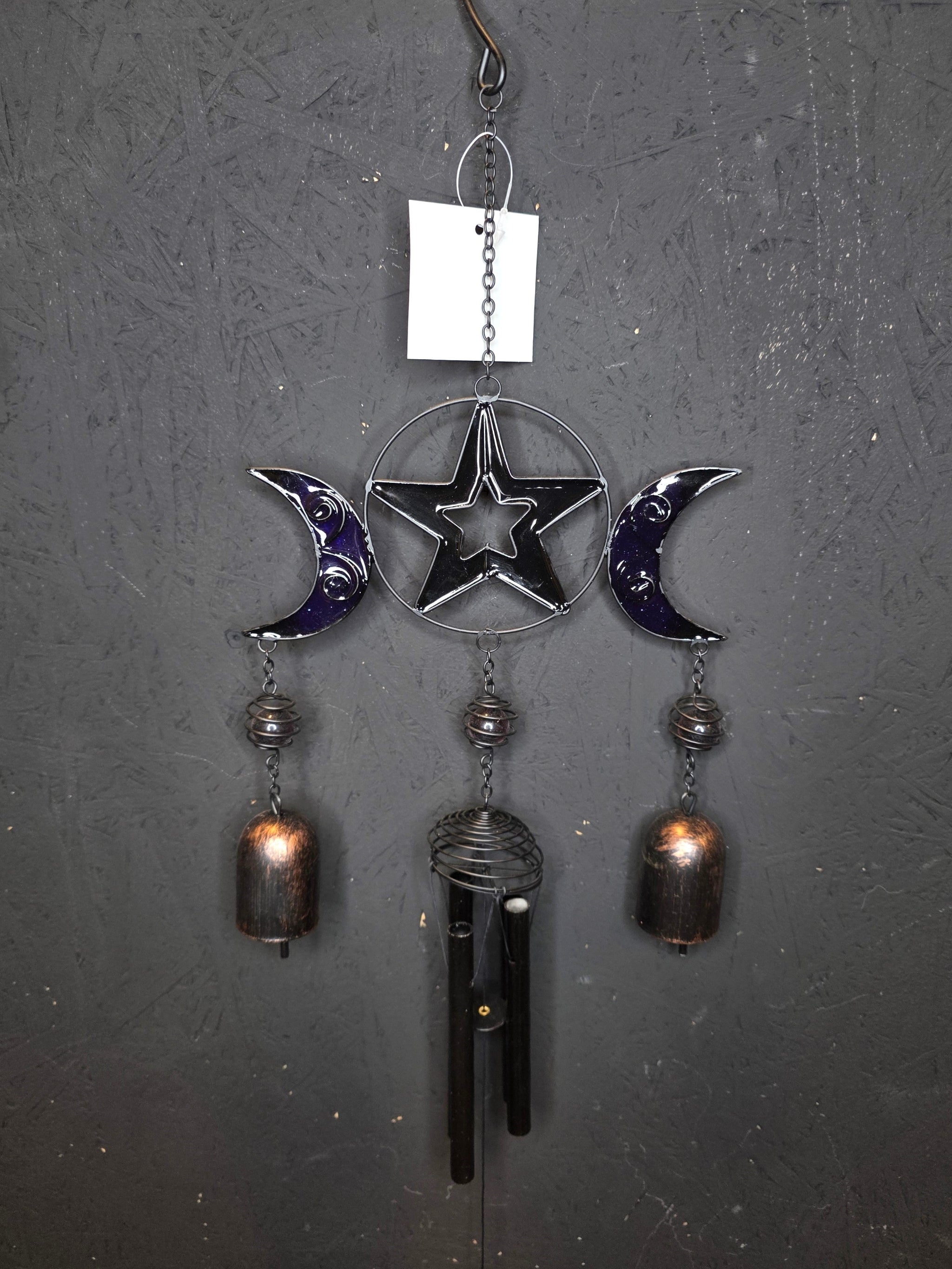 Triple Moon tuulikello