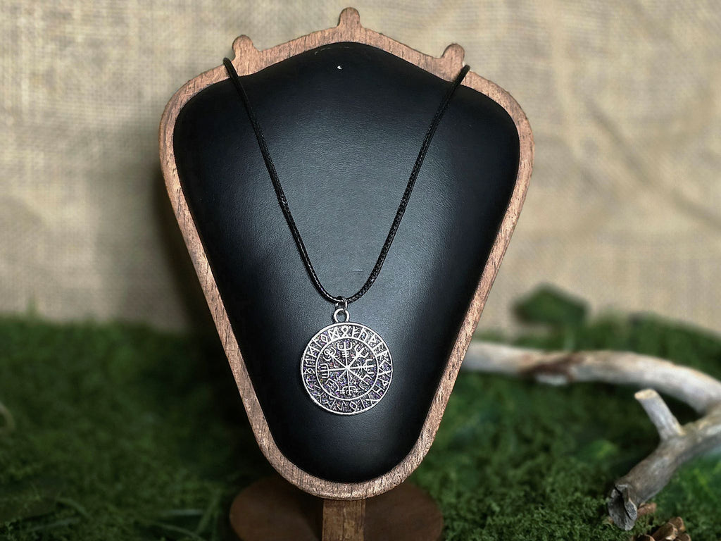 Vegvisir amuletti.