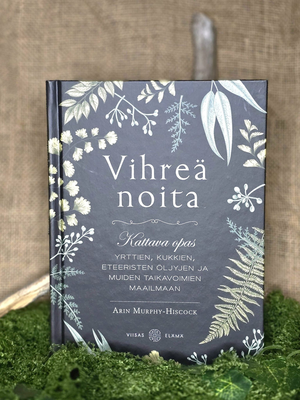 Vihreä noita kirja.