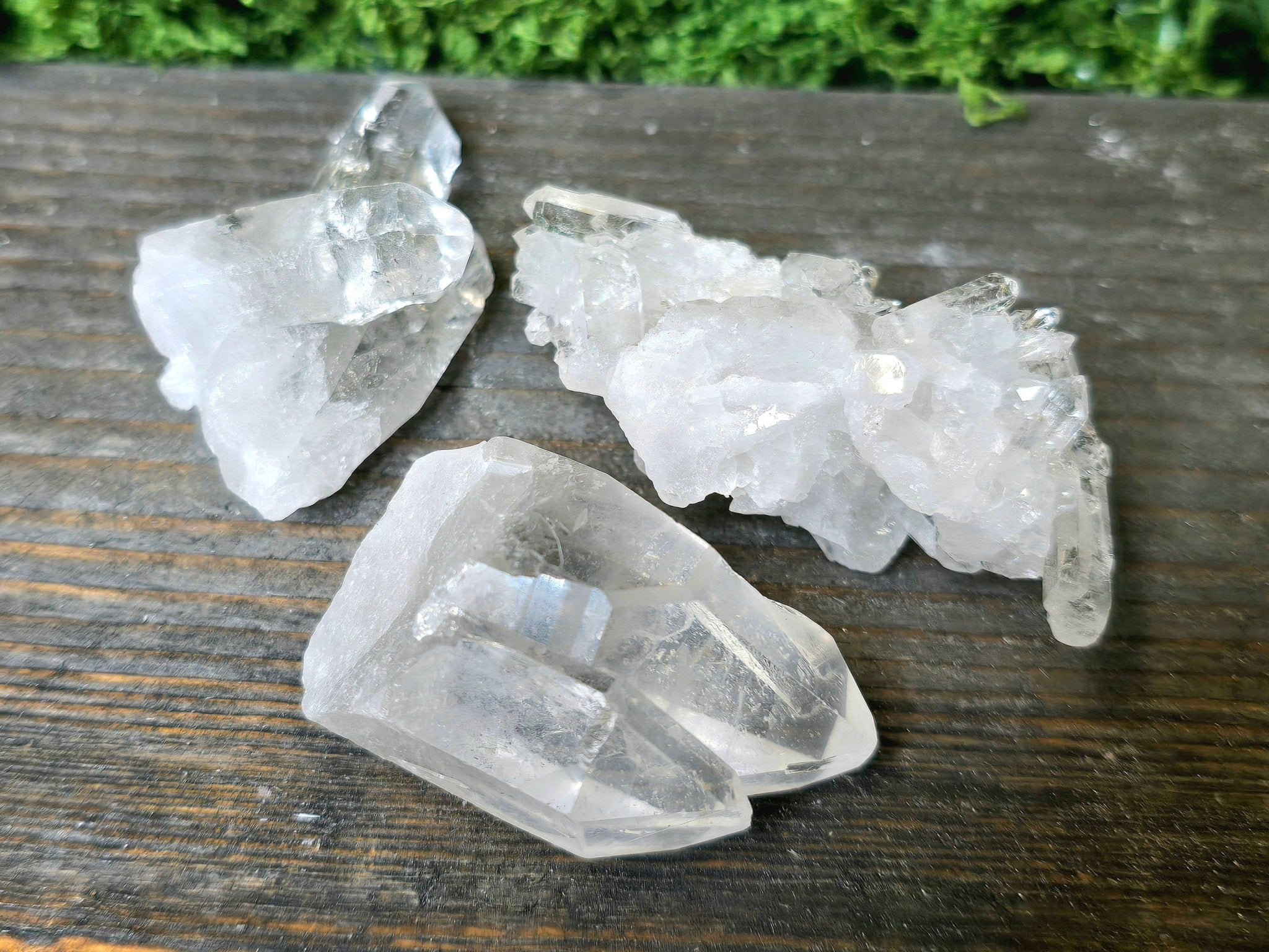 Vuorikristalli klusteri - Inked Mystiqs